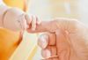 Licença parental do pai é alterada para 28 dias seguidos ou interpolados